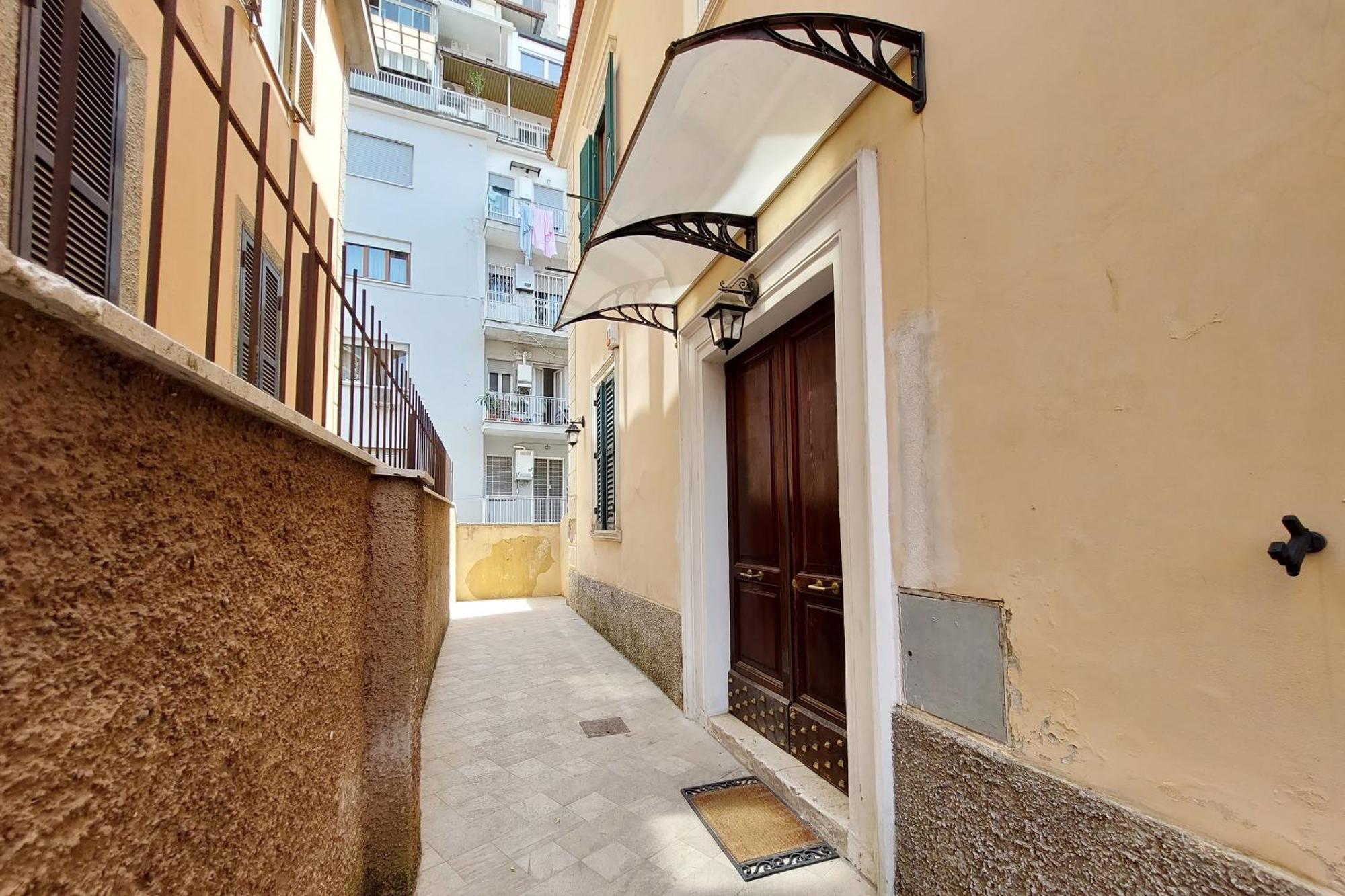 Alba Home Re Di Roma Exterior photo